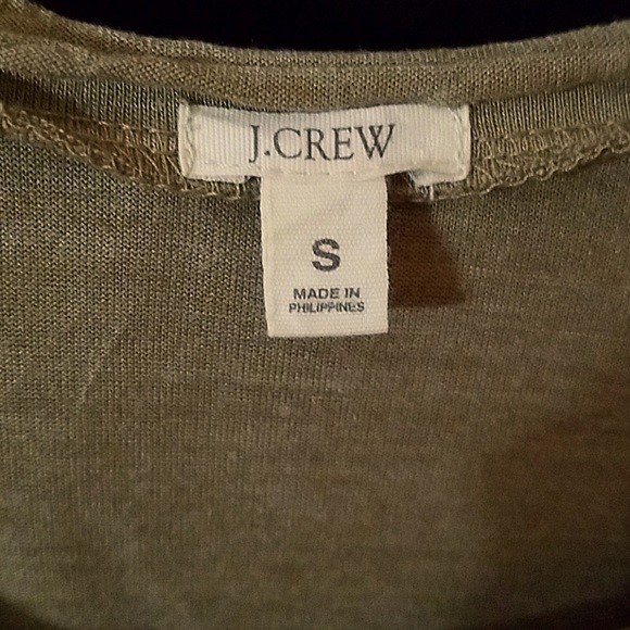 4/$25 J Crew ruffled tank top Small - Picture 2 of 4